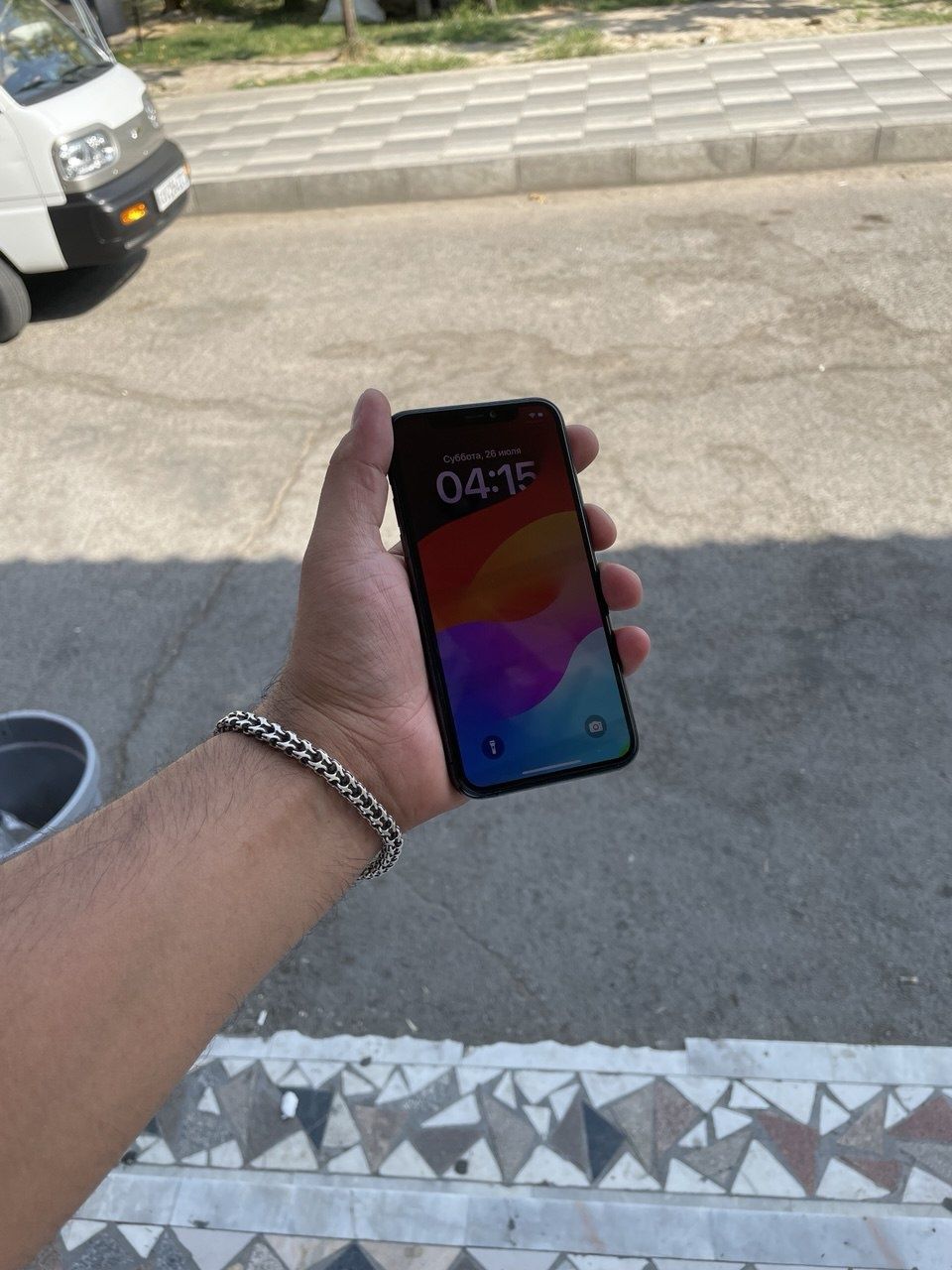 Ayfon 11 pro rangi qora joyi 256Gb