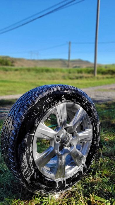 Vând jante originale AUDI A4 B8 R16