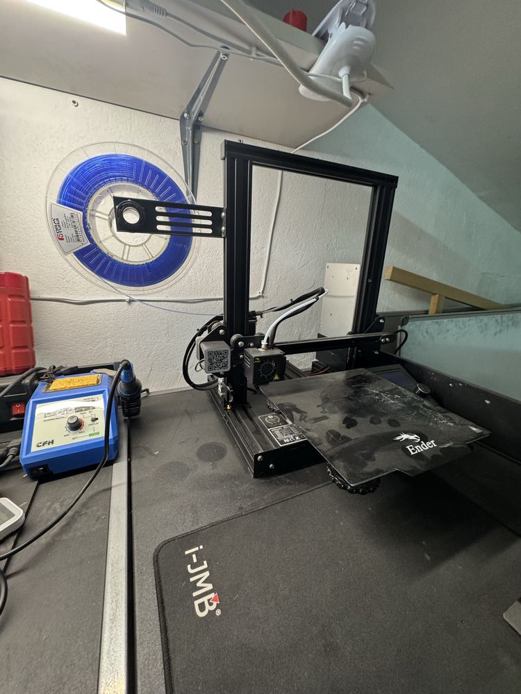 Imprimanta 3D Creality Ender 3 Pro