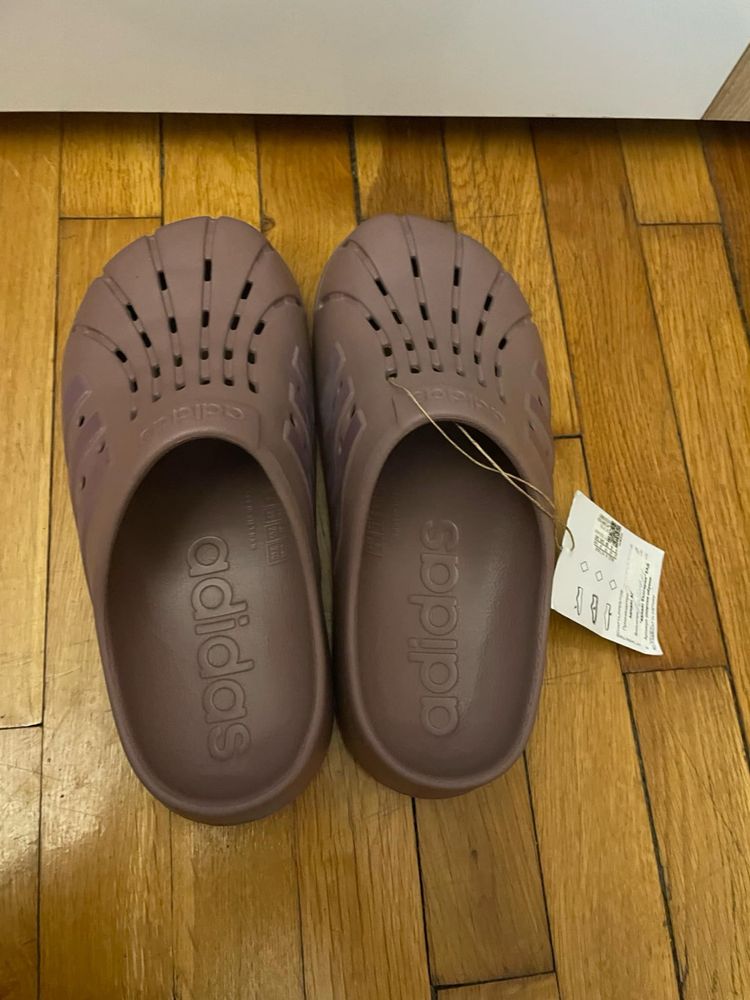 Adidas Adilette clogs