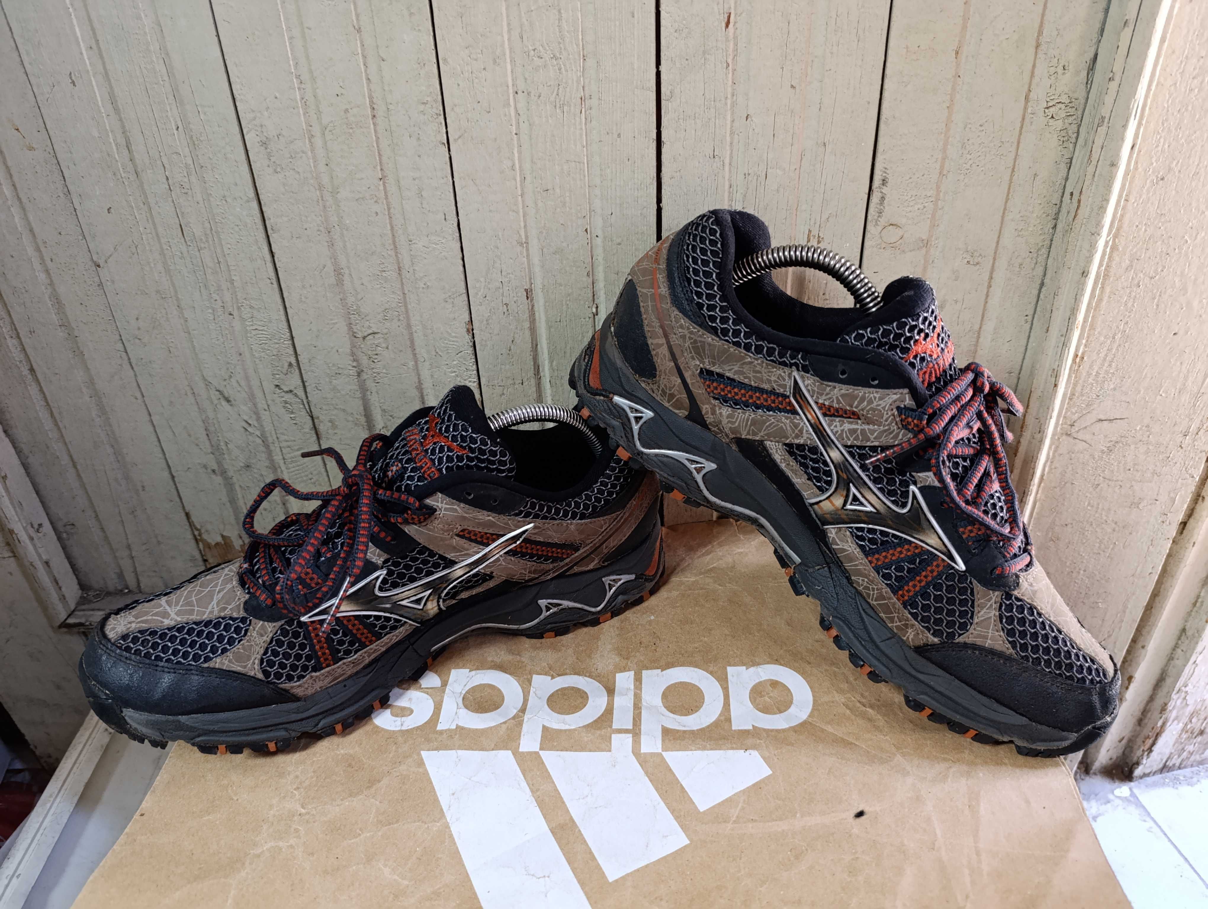 ''Mizuno Wave Escape''оригинални маратонки 44 номер