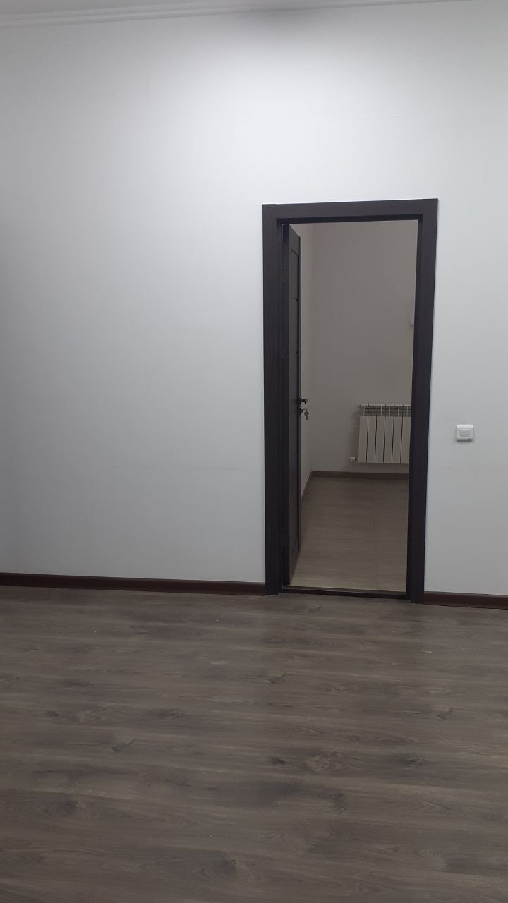 Спокойный ОФИС для логистов, бухгалеров на парке Бобура