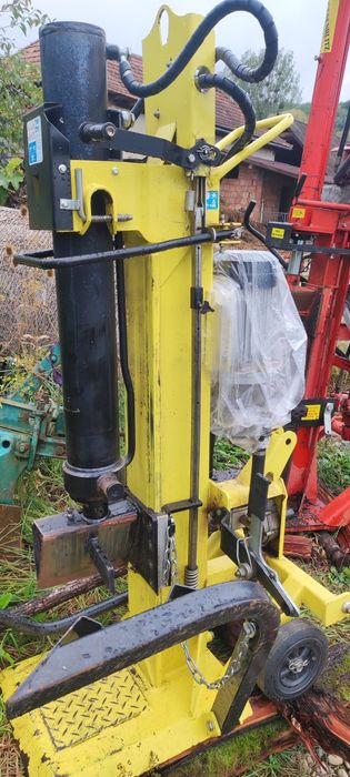 despicatoare crepatoare spargatoare lemne 10 30 tone