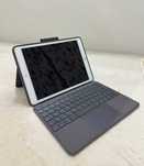 iPad 8 128GB WiFi Silver + Logitech Klaviatura Chexol + Steklo