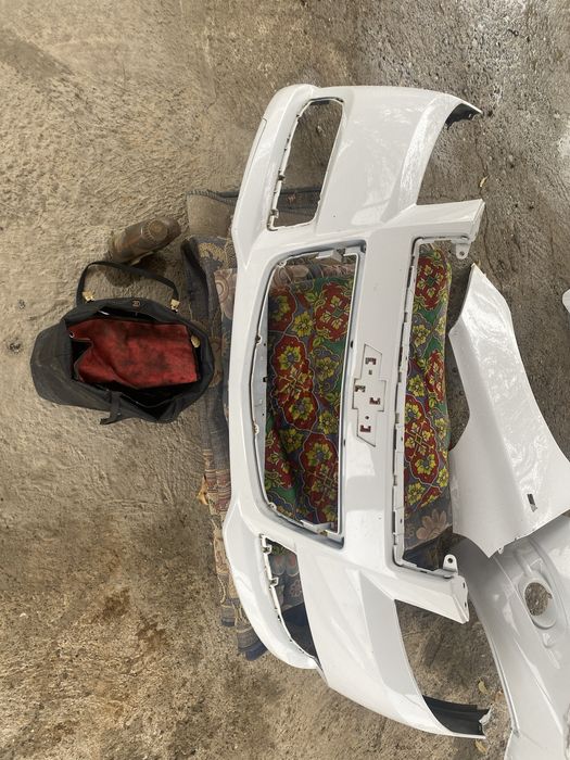 Б/у бампера Равон р3 в хорошем состояний царапины есть