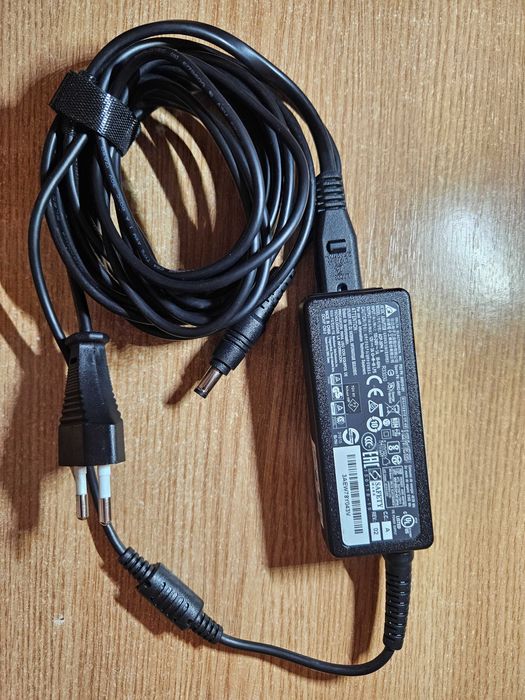 Alimentator 12V 3A 36W Delta Electronics ADP-36PH A dimensiune mica