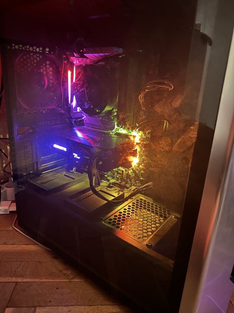 Компютър rx580 ryzen 5 2600