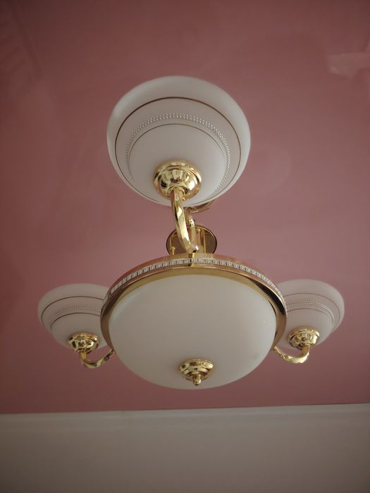 Люстра на пять ламп