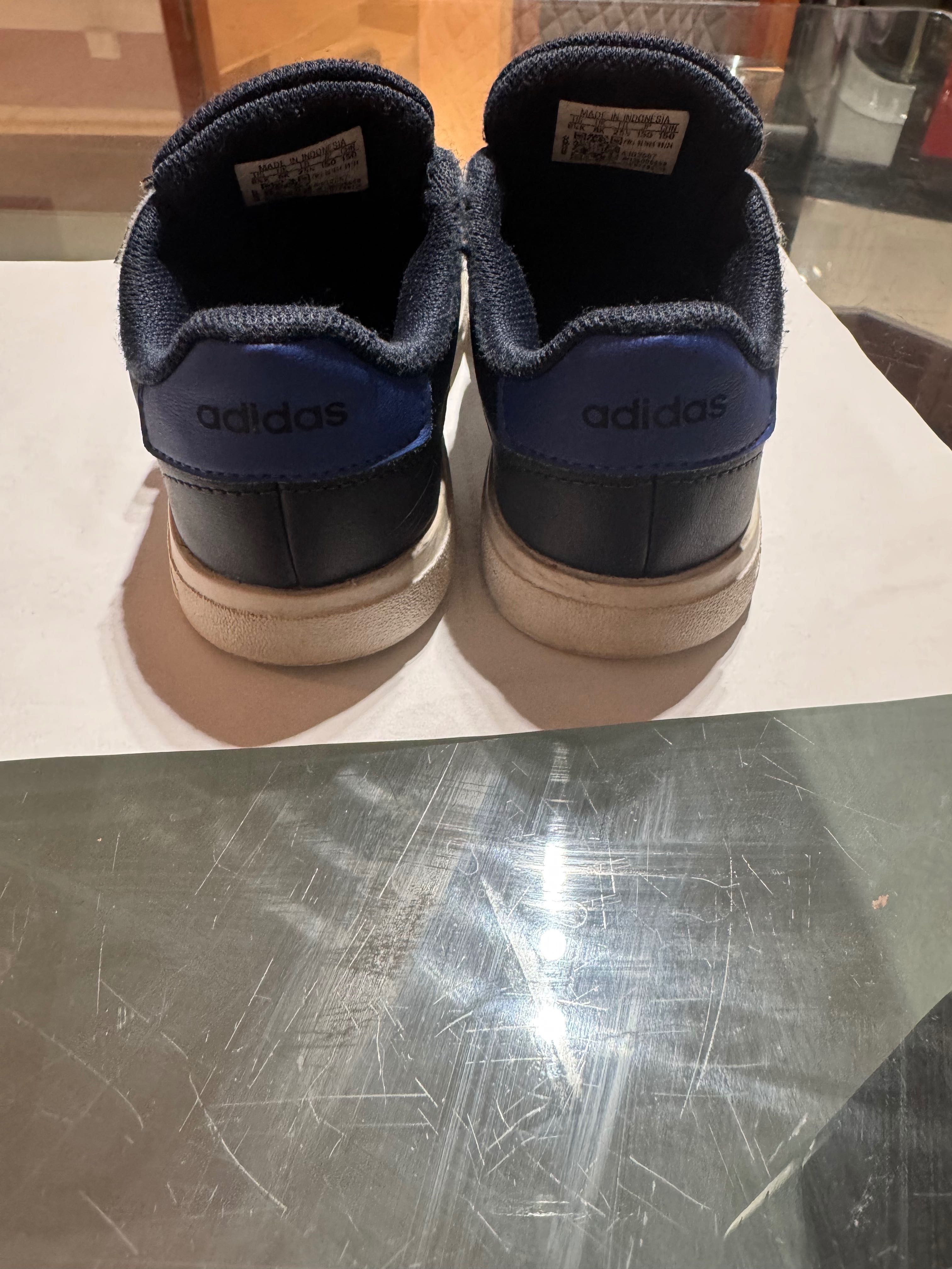 Adidas- детски маратонки 25 1/2