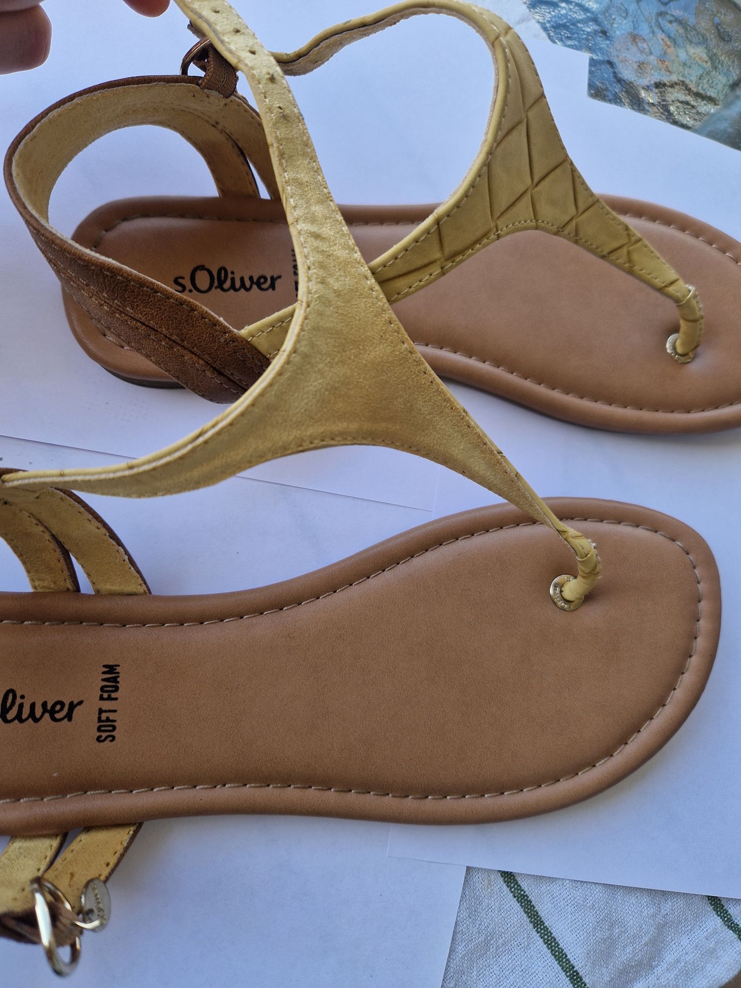 Дамски сандали s. Oliver-  41
Цвят - горчица
Еко Кожа. Почти не са нос
