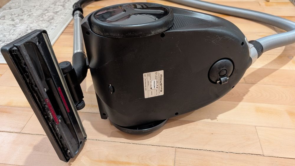 Aspirator Rowenta compact power cyclonic