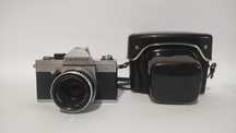 Лентов фотоапарат Praktica L с обектив Carl Zeiss Jena Pancolar 1.8/50