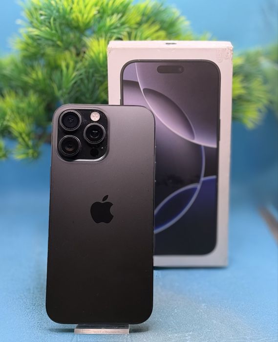 ГАРАНЦИОНЕН!!! Apple iPhone 16 Pro Max, 256GB, 5G, Black Titanium