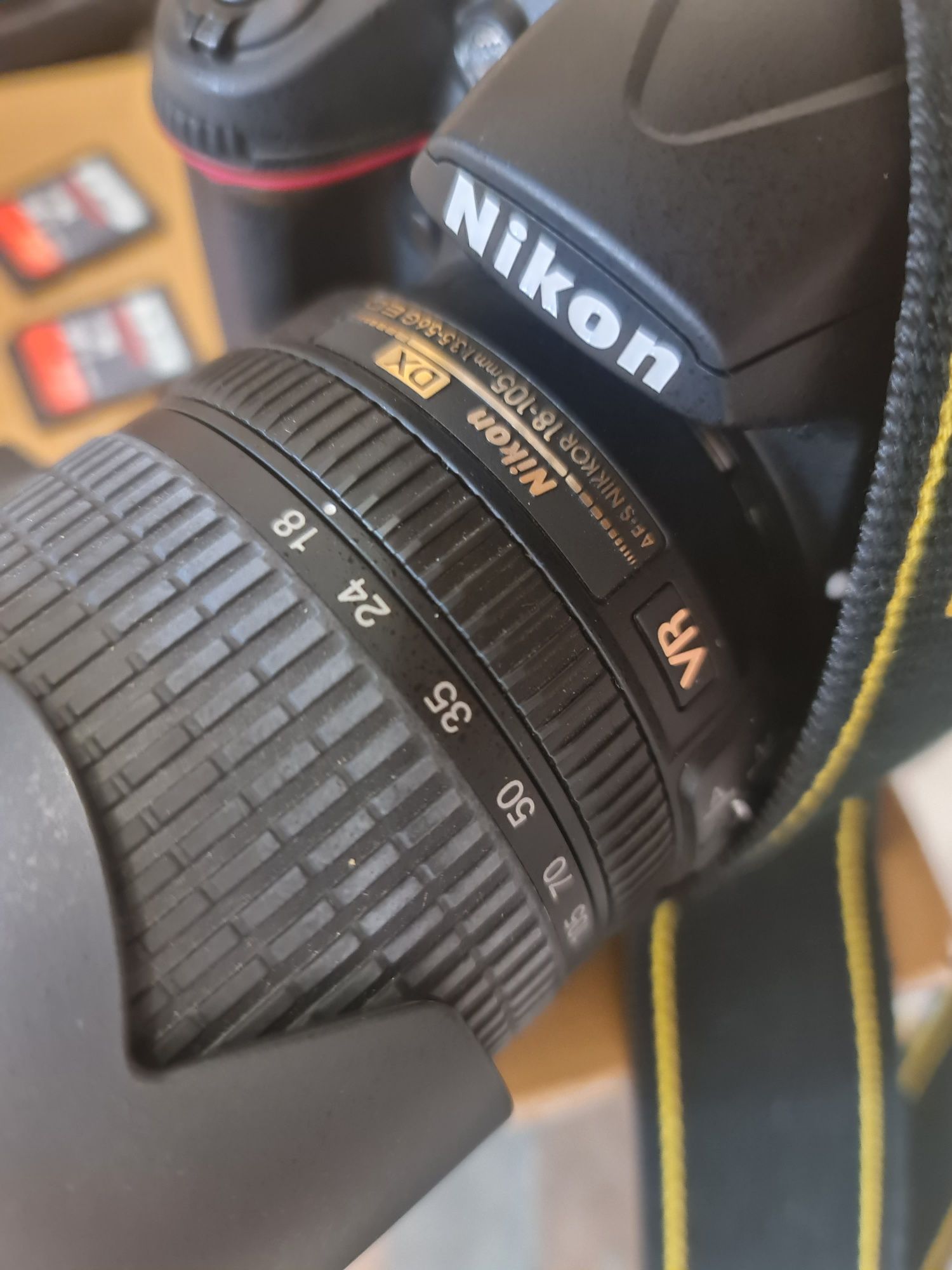 Nikon D7000 + + + obiectiv + obiectiv+ aparat+ baterie+ carduri