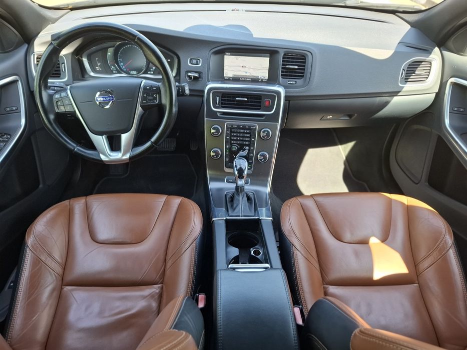 Volvo V60 2.4 D+ hybrid