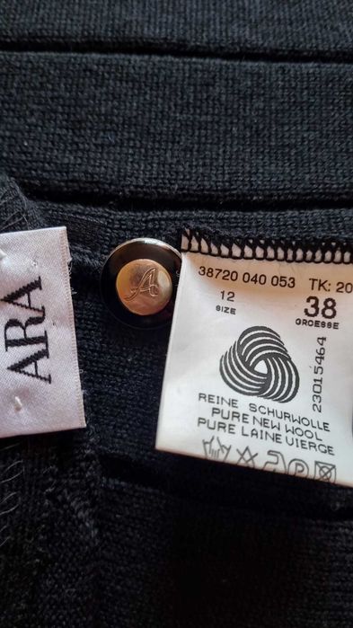 Cardigan ARA, marimea 40 romanesc, negru intens, lana 100%