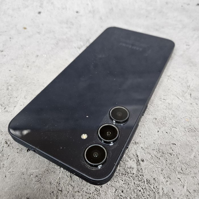 Samsung Galaxy A55 256Gb(Риддер)Независимости34(лот763778)