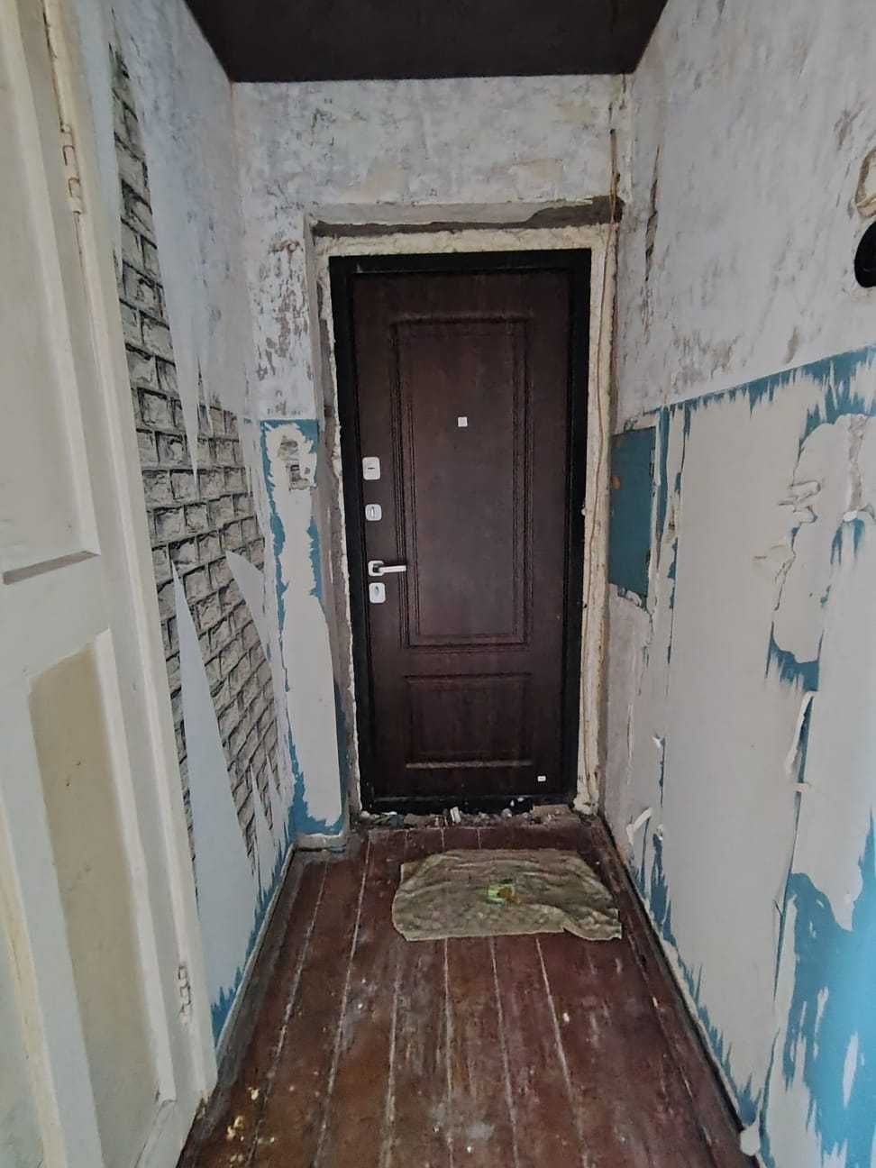 Продаю 1 комн. в ЦЕНТРЕ. 2 мкр по пр.Республики