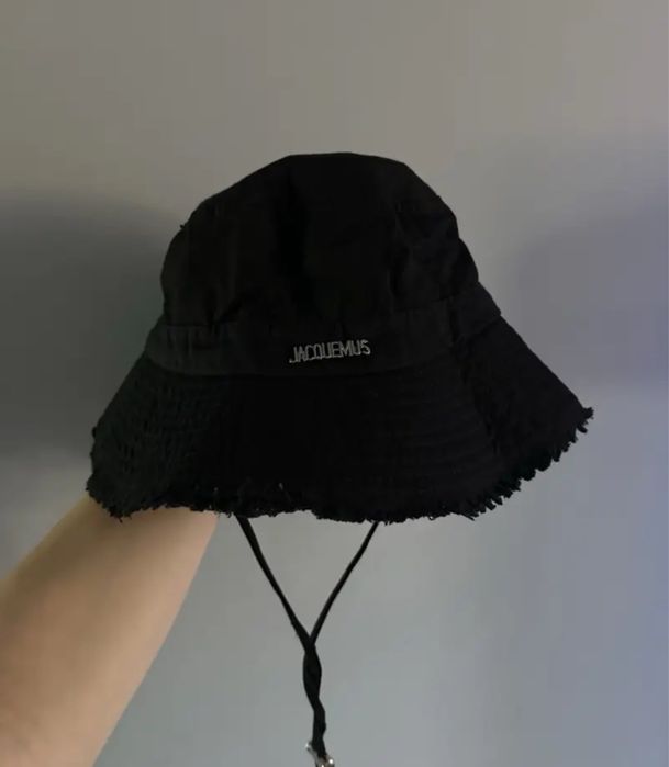 Palarie Jacquemus bucket hat unisex