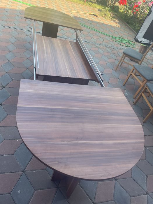 Masa extensibila cu scaune