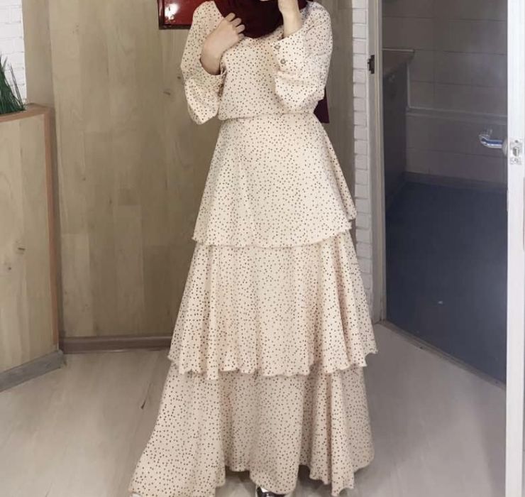 Платье почти новая