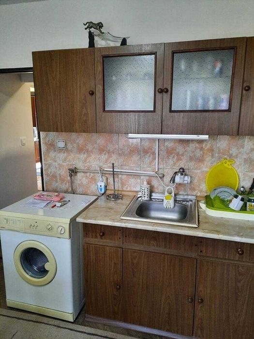 Продава се Тристаен апартамент в Бургас, Меден рудник - зона А - 90 кв.м за 1334 €/кв.м - Снимка #1
