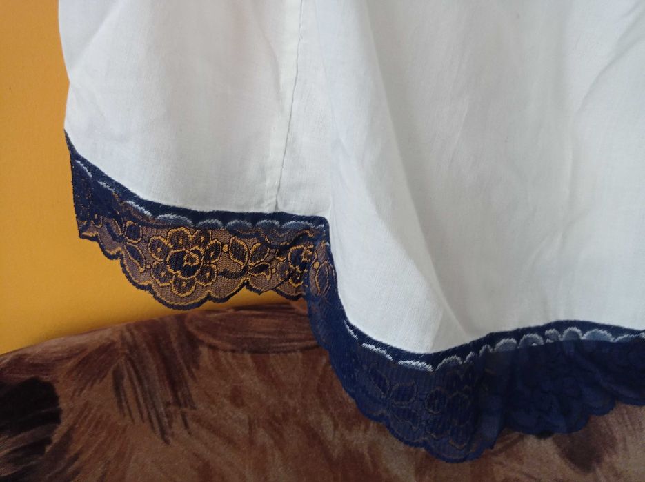 Poala din bumbac cu dantela bleumarin din tull, pentru port popular