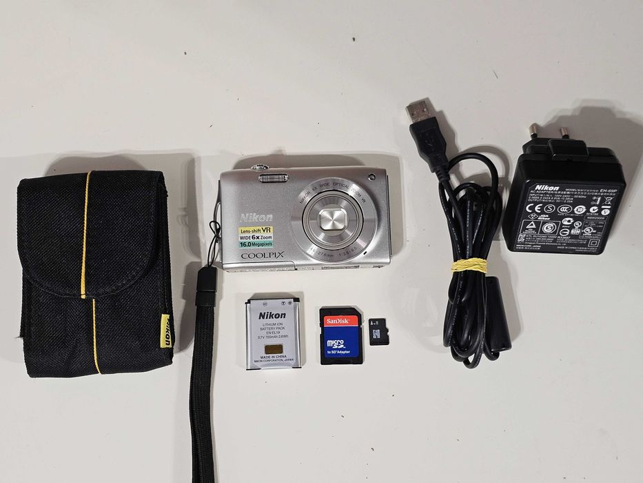 Y2K Aparat foto digital compact Nikon Coolpix S3300 16MP 6xZoom