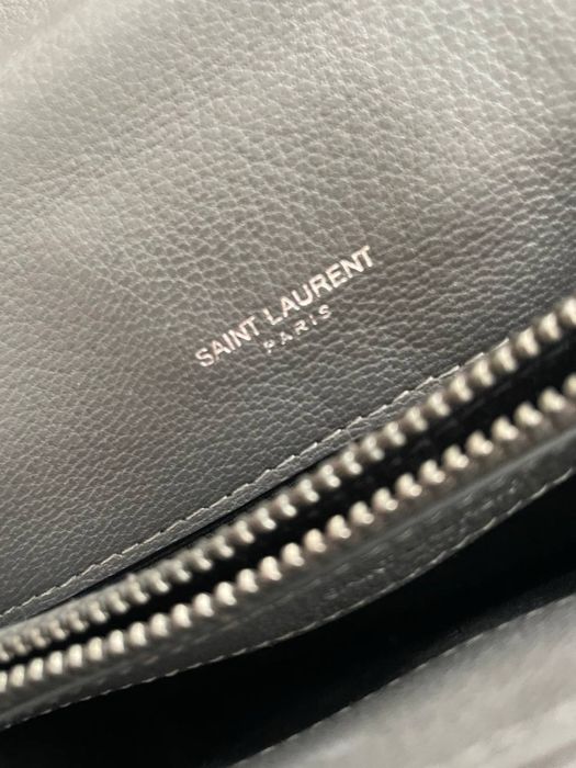 Тъмно сива чанта YSL