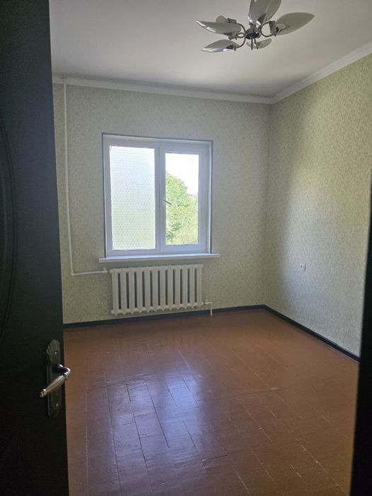 Продаётся квартира 3-х комнатная, своя