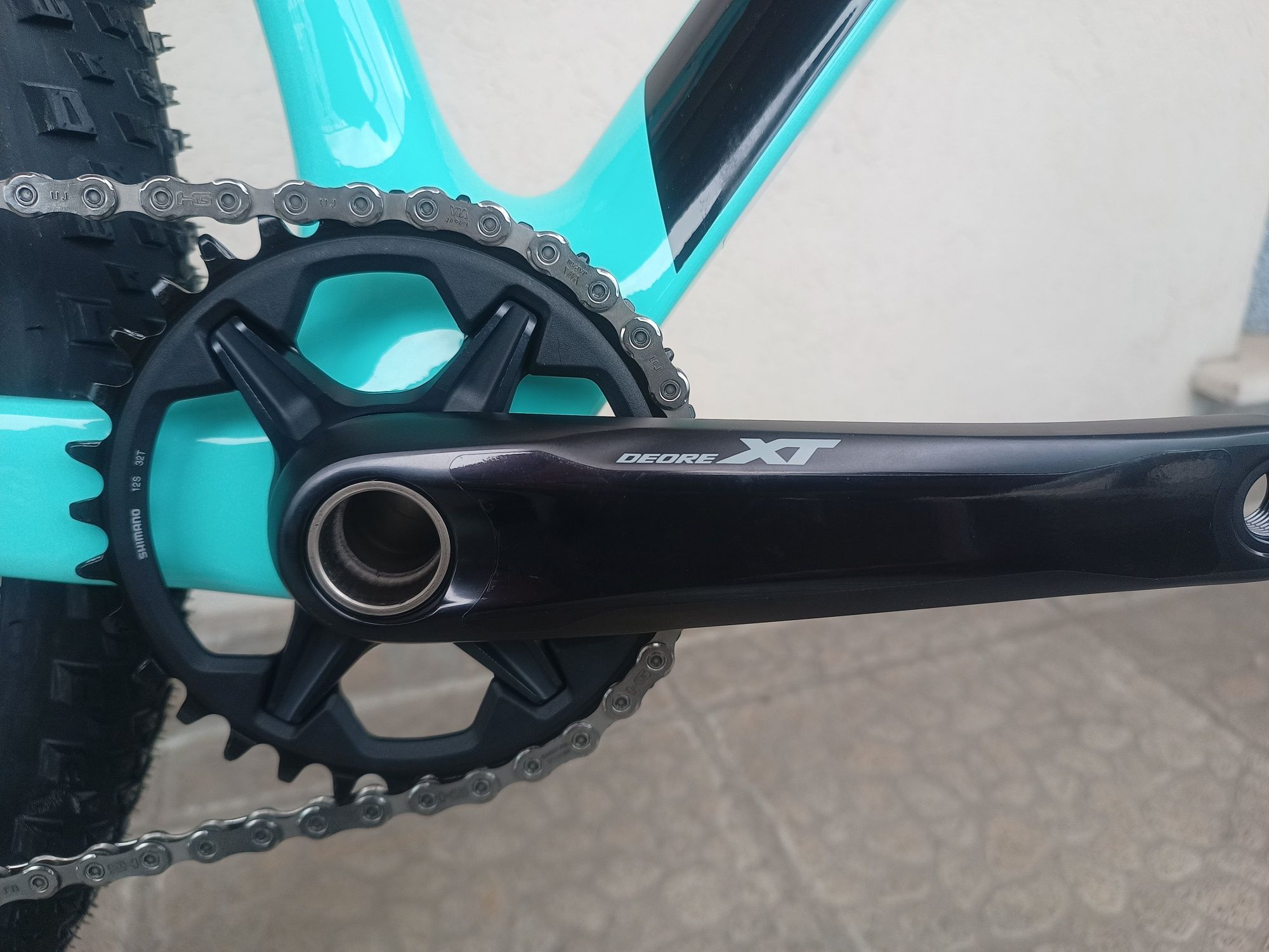 Чисто нов карбонов MTB велосипед Bianchi XL