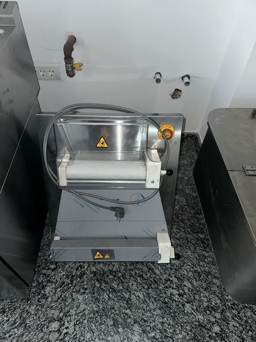 Malaxor aluat,formator aluat,feliator,