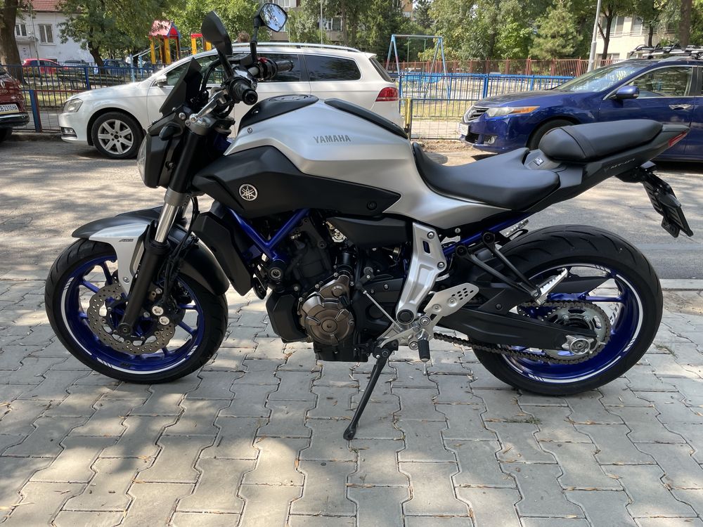 Yamaha MT-07 ABS, LED
