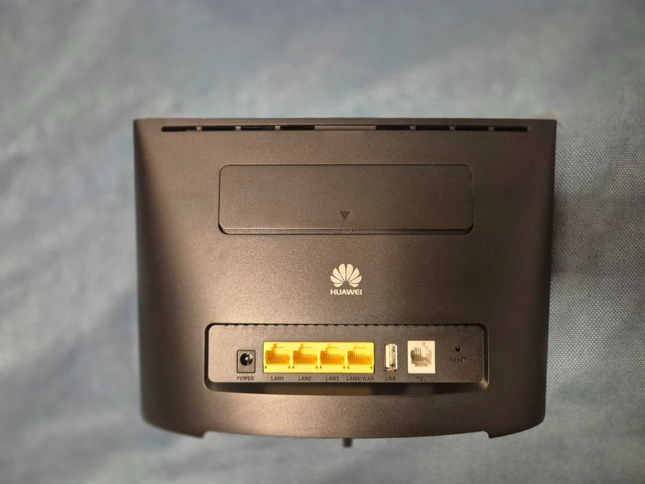 Vand router Huawei Flybox 4G+ (B525), nou, cu cutia originala