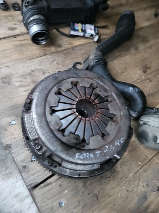 Ambreiaj transit 2000 disel 2.4 disel