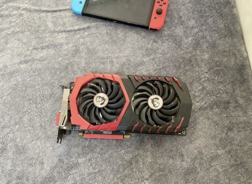 Radeon RX 470 GAMING X 8G