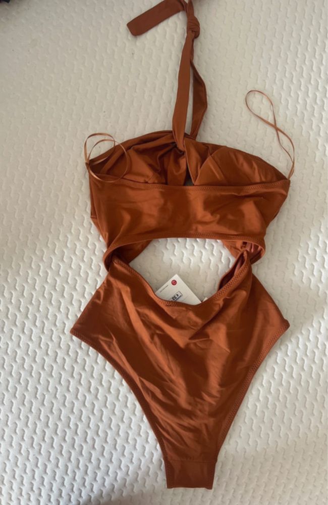 Costum de baie dama Zara Nou cu eticheta
