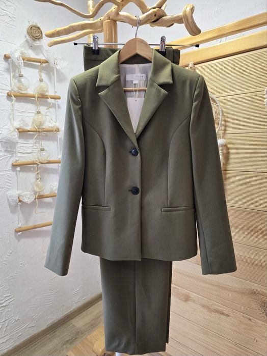 Костюми ZARA нови XS - XL