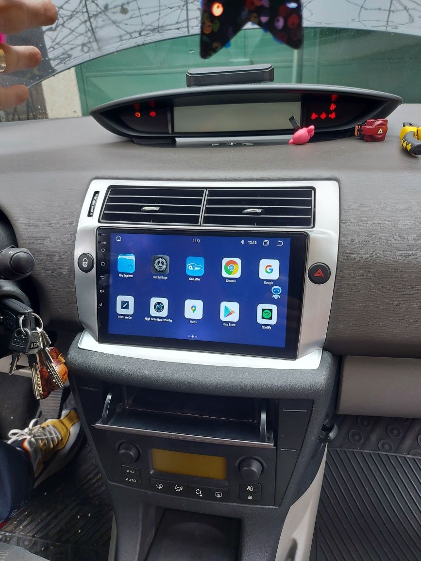 Navigatie Android Citroen C4 Waze YouTube WiFi internet