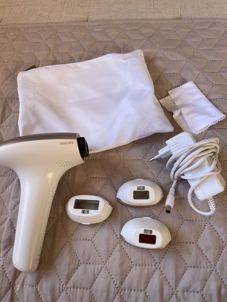 Фотоепилатор Philips Lumea Advanced