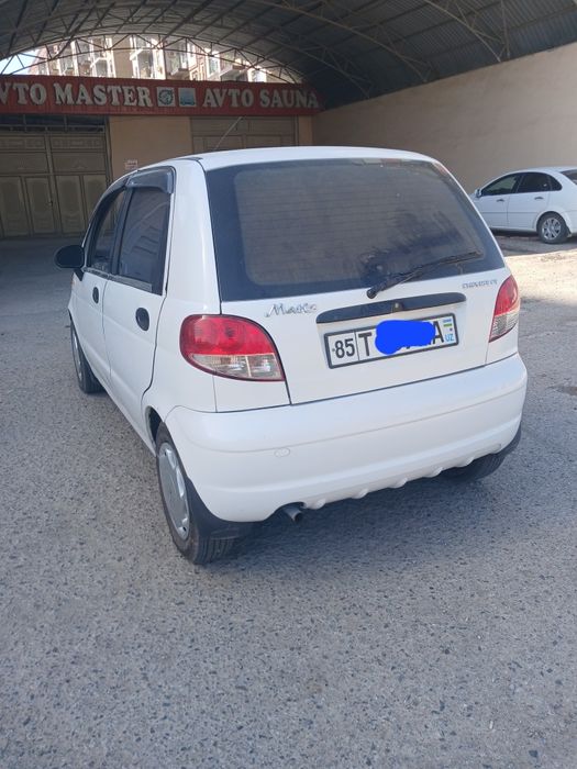 Matiz sotiladi, prastoy, metan bor, pult, polik chexol qilingan