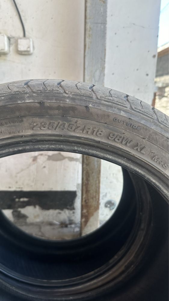 Две пары 235/45/18r