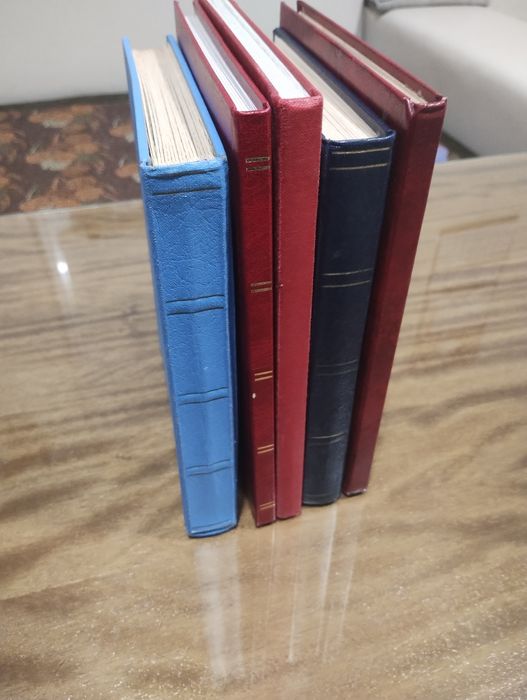 Класьори за пощенски марки