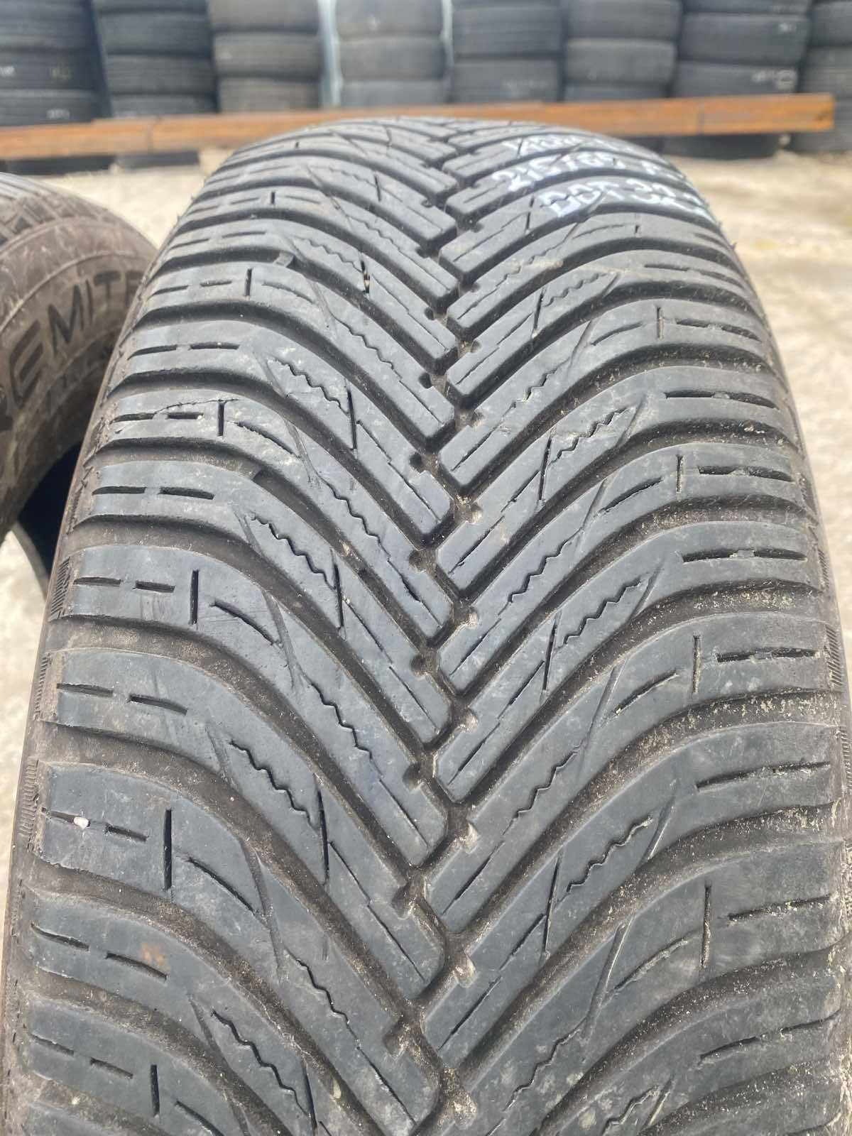 2 броя Зимни гуми Premitra 215/65 R16 Dot 3223 ном 121
