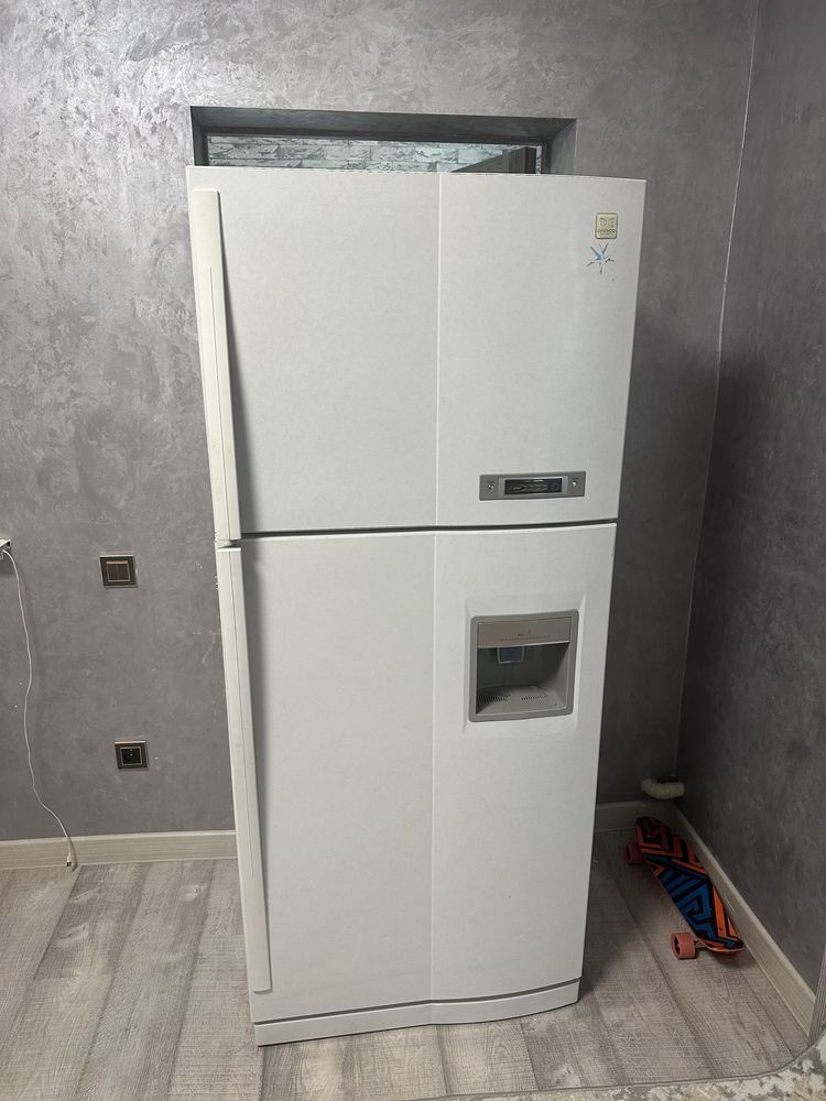 Продам холодильник Daewoo