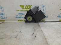 Motoras geam stanga fata 5k0959793 Volkswagen VW Tiguan 1 5N [2007 -