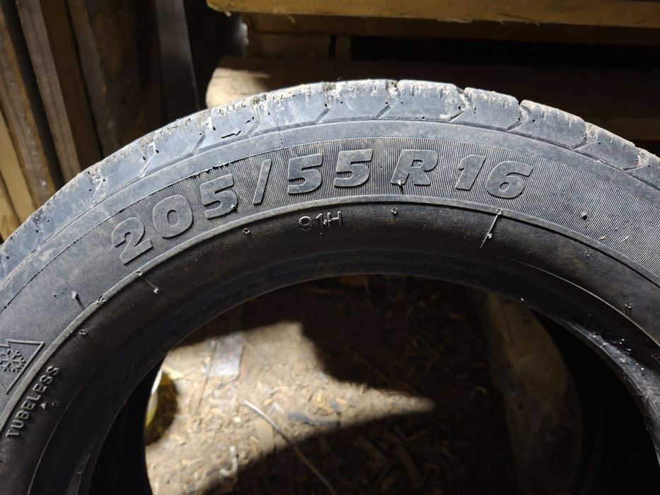 Резина зима шипы 205/55/16