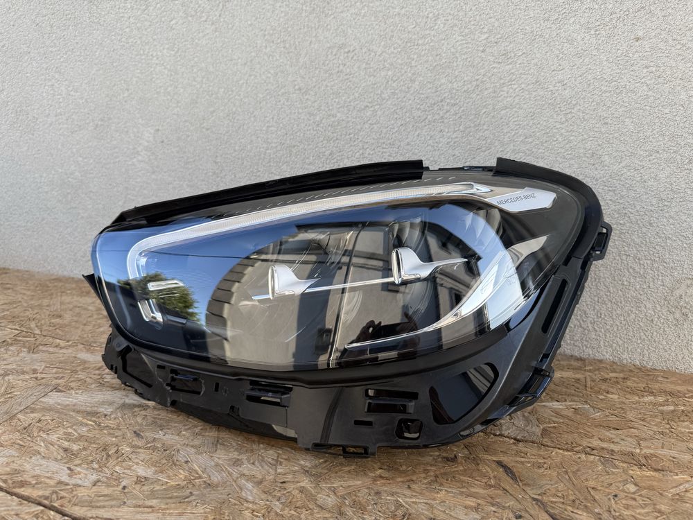 Far stanga Mercedes E Class W213 Facelift Led High Performance Origina