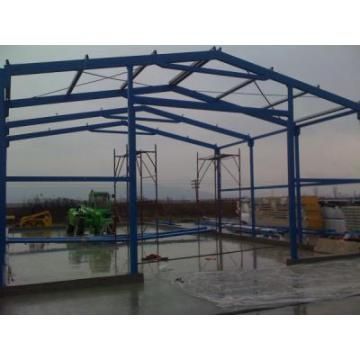 Vand  hala metalică cu structura metalică din panou izolat 10x30