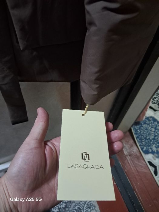 Янги куртка ласаграда